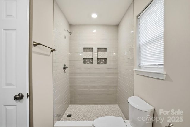 3028 Westwinds Court, Charlotte, NC 28214