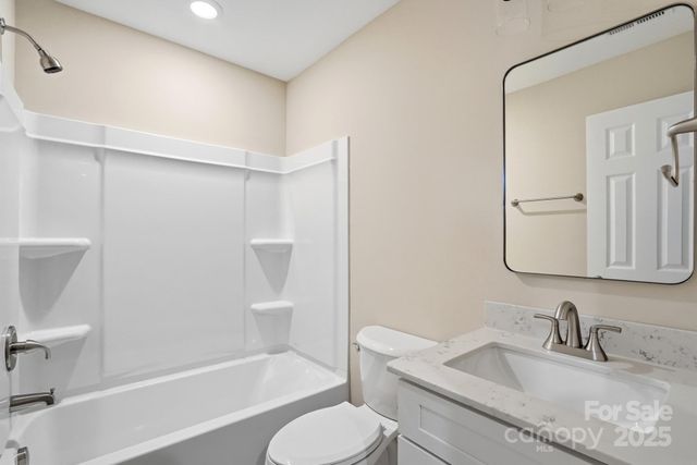 3028 Westwinds Court, Charlotte, NC 28214