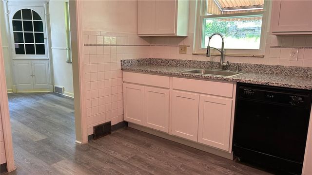 1931 Remington Dr, Homewood Brushton, PA 15221