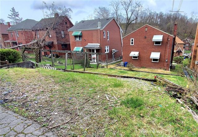 1931 Remington Dr, Homewood Brushton, PA 15221