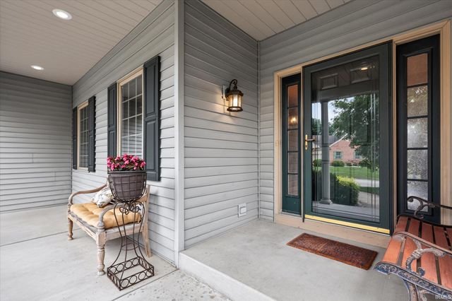 50676 Lakeside Drive, Granger, IN 46530