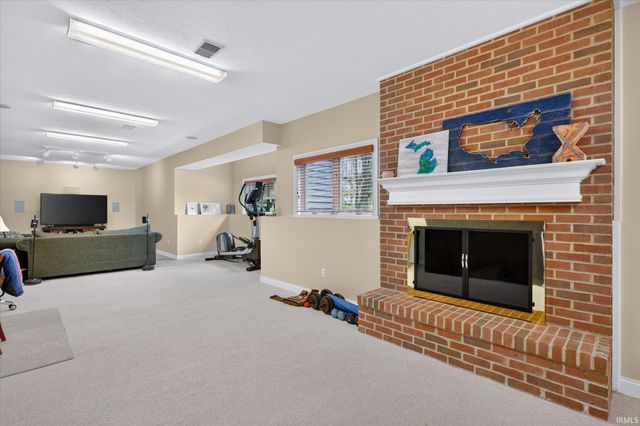 50676 Lakeside Drive, Granger, IN 46530