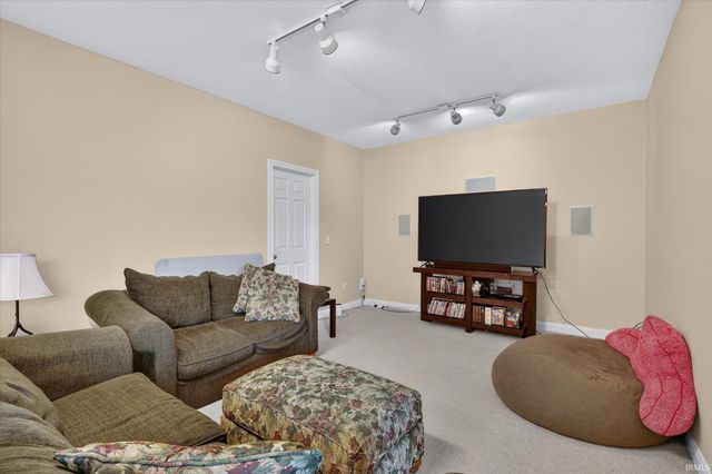 50676 Lakeside Drive, Granger, IN 46530
