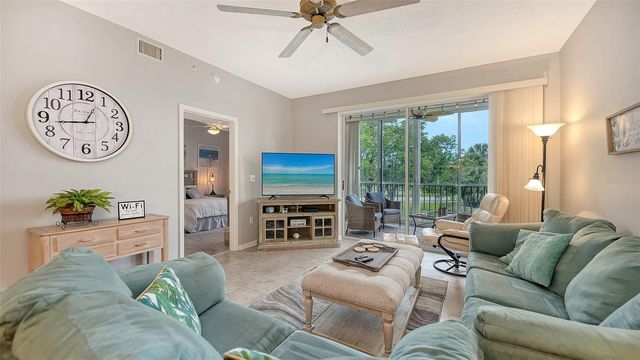 9630 CLUB SOUTH CIRCLE 6202, Sarasota, FL 34238