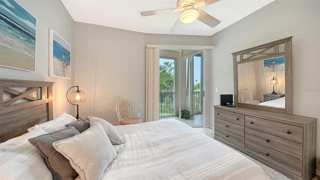 9630 CLUB SOUTH CIRCLE 6202, Sarasota, FL 34238