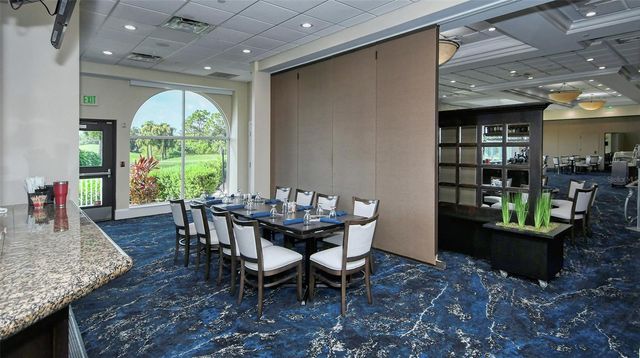 9630 CLUB SOUTH CIRCLE 6202, Sarasota, FL 34238