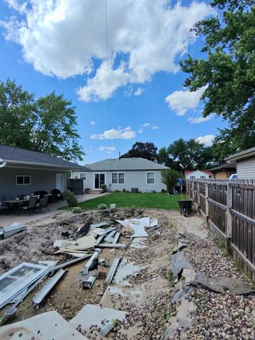 4128 27th Avenue, Rock Island, IL 61201