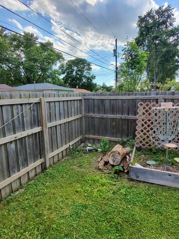 4128 27th Avenue, Rock Island, IL 61201