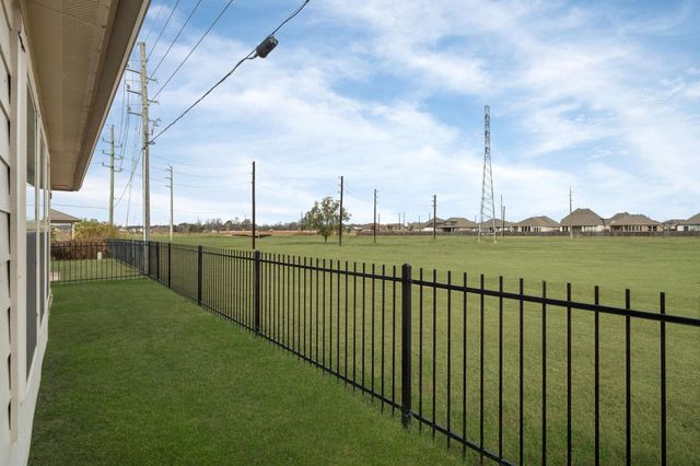 2811 Cone Flower Drive, Richmond, TX 77469