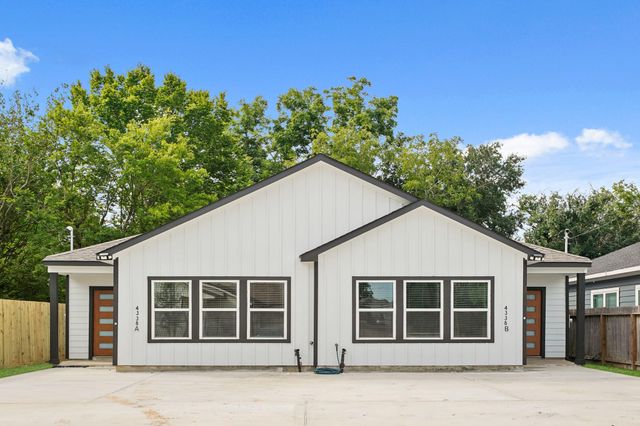 4338 Brinkley St B, Houston, TX 77051