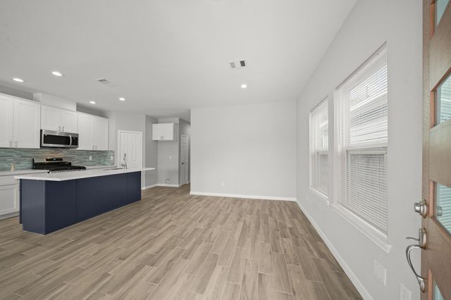 4338 Brinkley St B, Houston, TX 77051