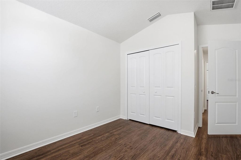 Image 25 of property listing at 1004 CRISTELLE JEAN DRIVE, Ruskin, FL 33570