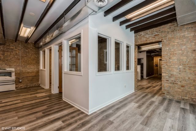 5024 W Irving Park Road, Chicago, IL 60641