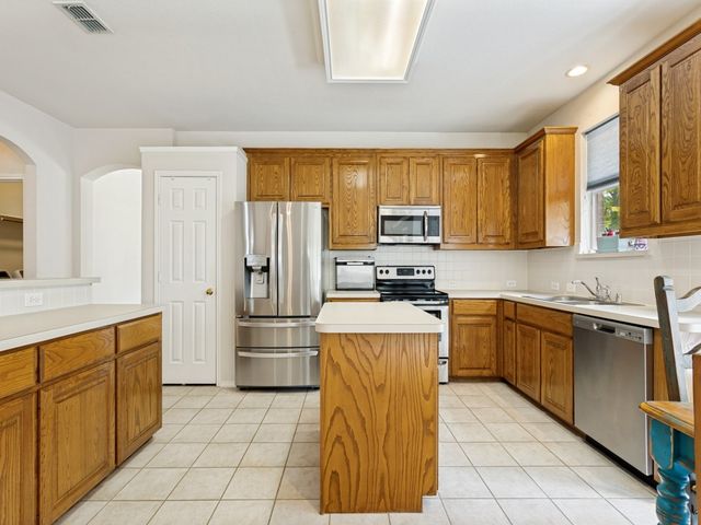 7901 Stonehaven Lane, Rowlett, TX 75089