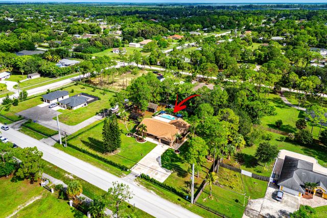 18429 Sycamore Drive W, Loxahatchee, FL 33470