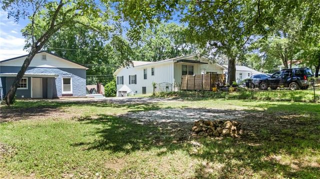 16 Crescent Avenue SW, Rome, GA 30161