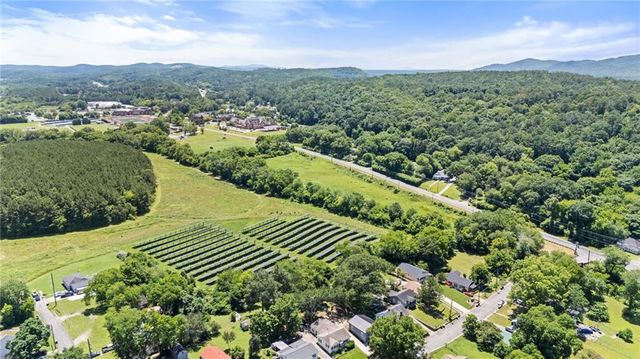 16 Crescent Avenue SW, Rome, GA 30161