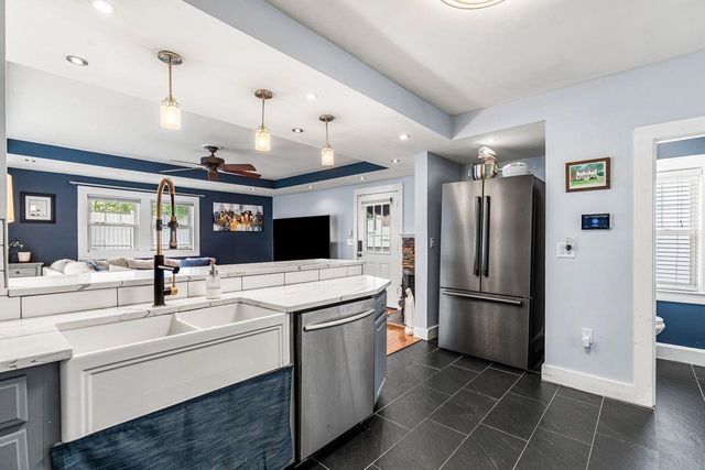 9 Bennett Street, Nashua, NH 03064