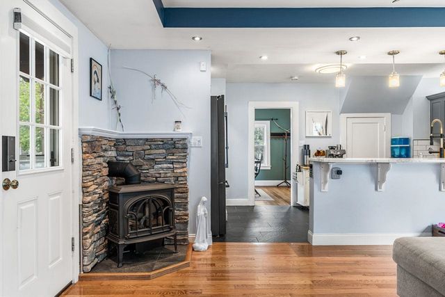 9 Bennett Street, Nashua, NH 03064