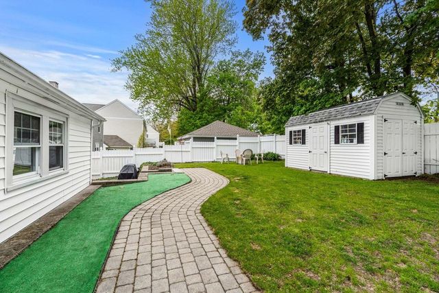 9 Bennett Street, Nashua, NH 03064