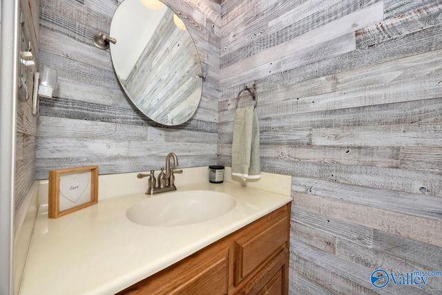 4835 Cove Creek Drive, Brownsboro, AL 35741