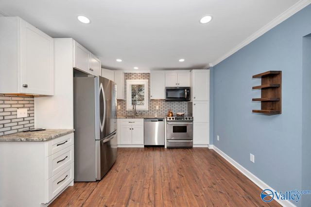 4835 Cove Creek Drive, Brownsboro, AL 35741