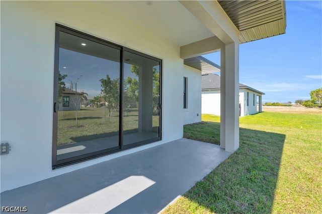 1021 Chiquita BLVD N, Cape Coral, FL 33993