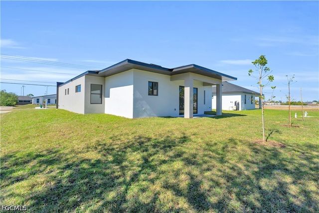 1021 Chiquita BLVD N, Cape Coral, FL 33993