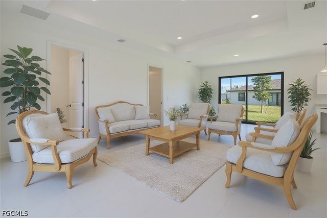 1021 Chiquita BLVD N, Cape Coral, FL 33993
