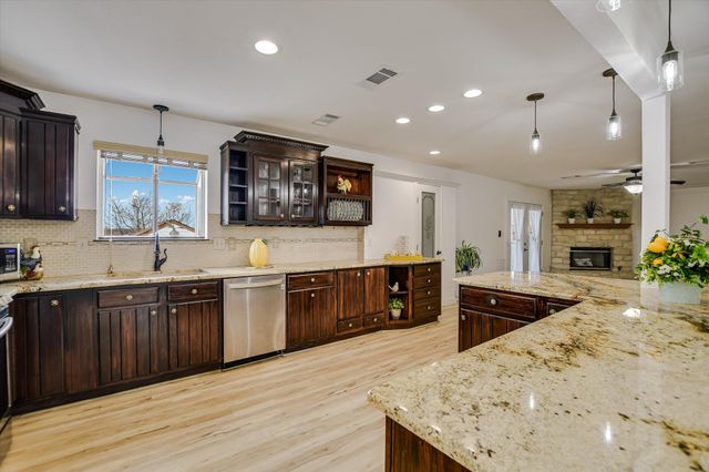 131 High Gabriel DR, Leander, TX 78641