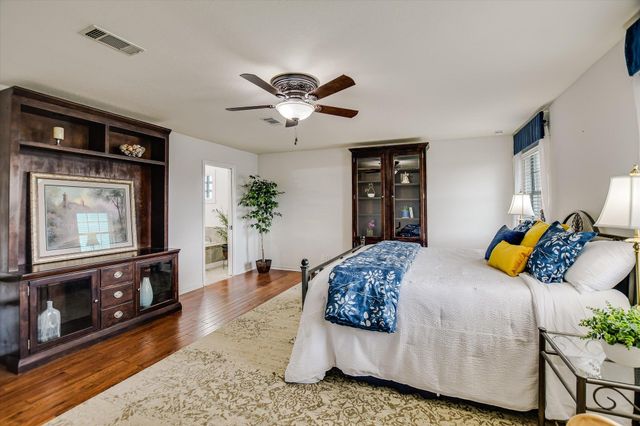 131 High Gabriel DR, Leander, TX 78641