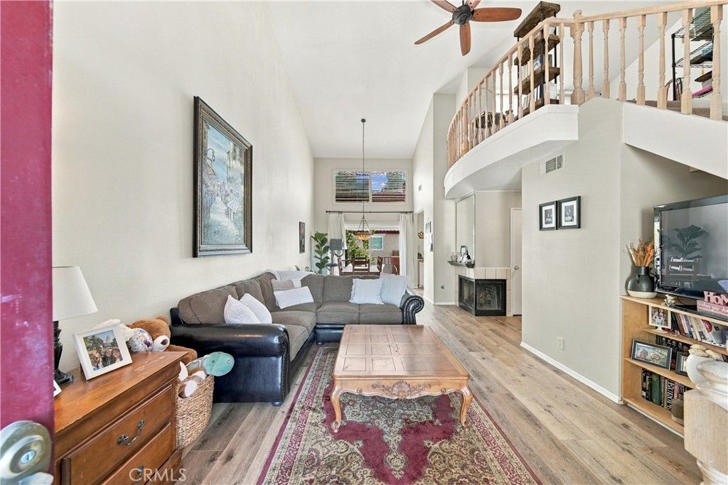 22617 Copper Hill 118, Saugus, CA 91350 — photo 2