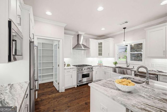 343 Pine Grove Road, Roswell, GA 30075