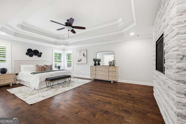 343 Pine Grove Road, Roswell, GA 30075