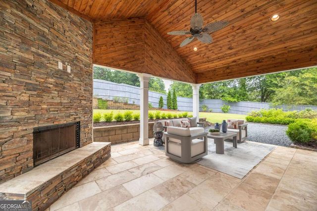 343 Pine Grove Road, Roswell, GA 30075