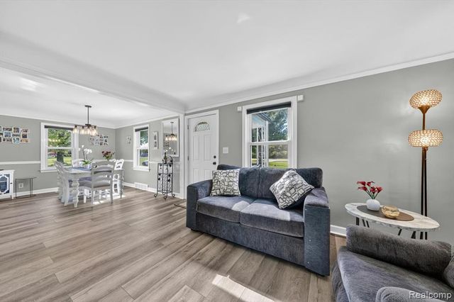 2861 John R Road, Rochester Hills, MI 48307