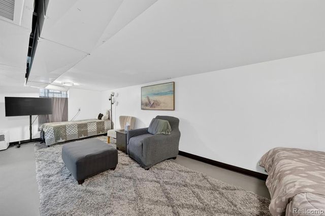 2861 John R Road, Rochester Hills, MI 48307