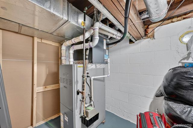 2861 John R Road, Rochester Hills, MI 48307