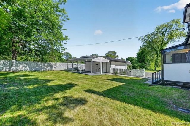 2861 John R Road, Rochester Hills, MI 48307