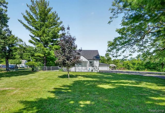 2861 John R Road, Rochester Hills, MI 48307