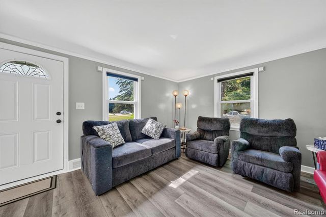 2861 John R Road, Rochester Hills, MI 48307