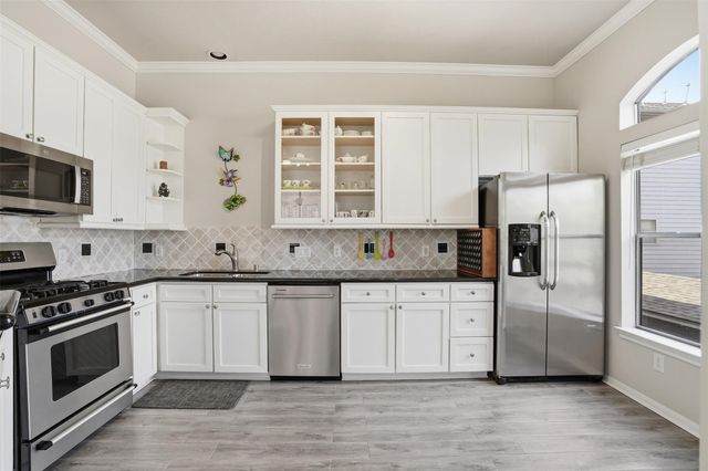 2725 La Branch Street, Houston, TX 77004