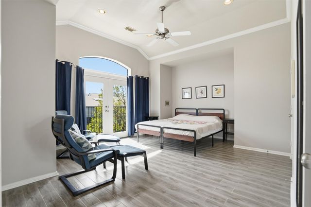 2725 La Branch Street, Houston, TX 77004