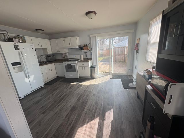 749 Acadia Road, Valparaiso, IN 46385