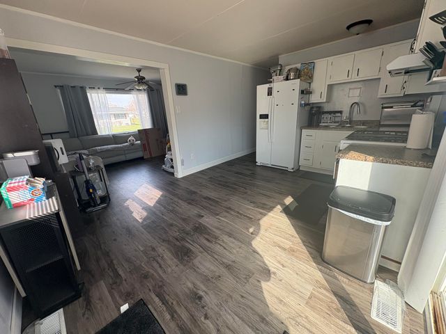 749 Acadia Road, Valparaiso, IN 46385