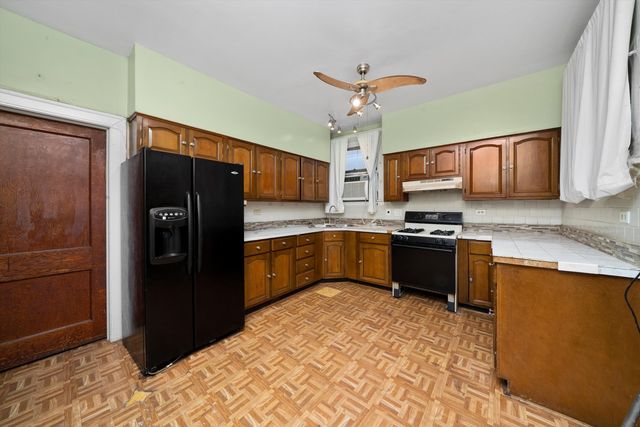 7611 S Aberdeen Street, Chicago, IL 60620