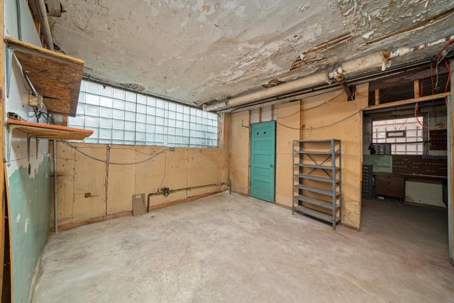 7611 S Aberdeen Street, Chicago, IL 60620