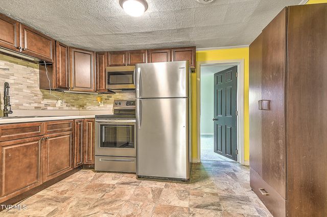 12338 Reedy Creek Road, Bristol, VA 24202