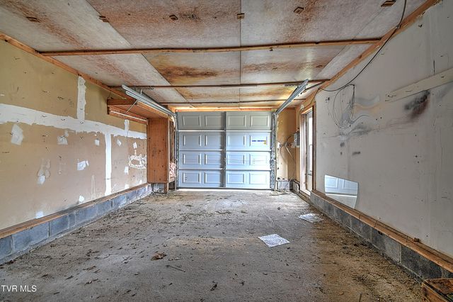 12338 Reedy Creek Road, Bristol, VA 24202