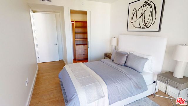 11750 Wilshire Boulevard 1811, Los Angeles, CA 90025